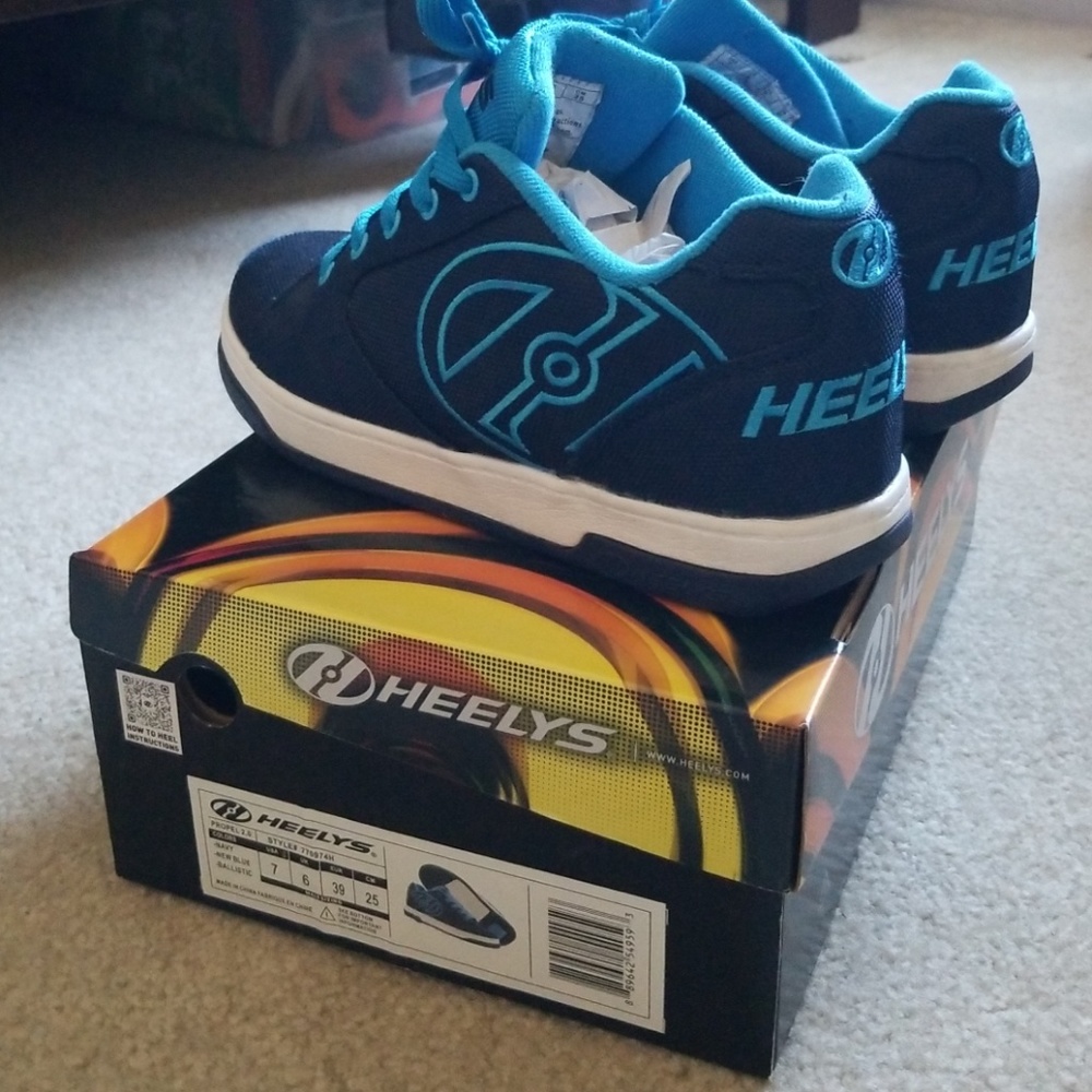 HEELYS